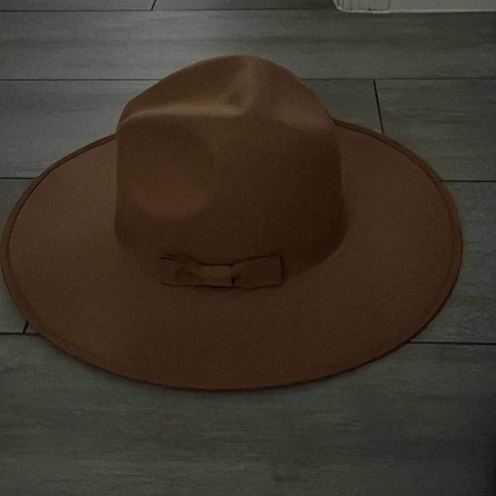 Caramel Fadora never used.